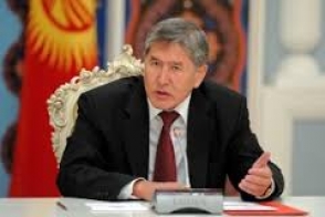 Ասա՝ ա՛յ Ալմազբեկ Աթամբաև ջան, ձևը չգիտեի՞ր, գայիր մերոնց մոտ «ինստրուկտաժի»